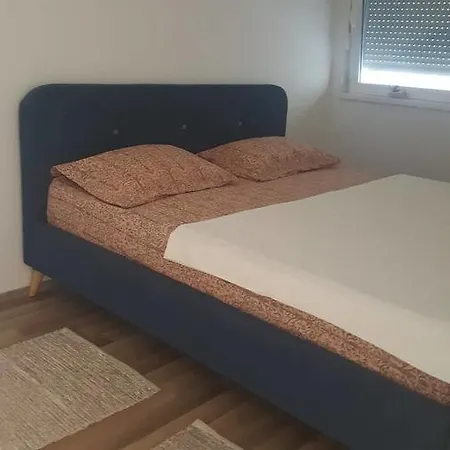 Apartman Ana Quarto em Acomodações Particulares
